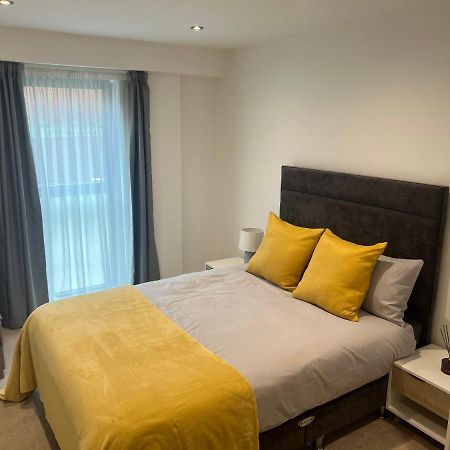 Lovely 2 Bed Apartment In Leeds Centre المظهر الخارجي الصورة