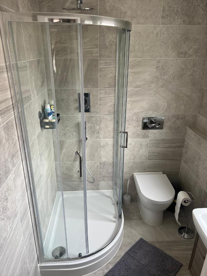 Lovely 2 Bed Apartment In Leeds Centre المظهر الخارجي الصورة