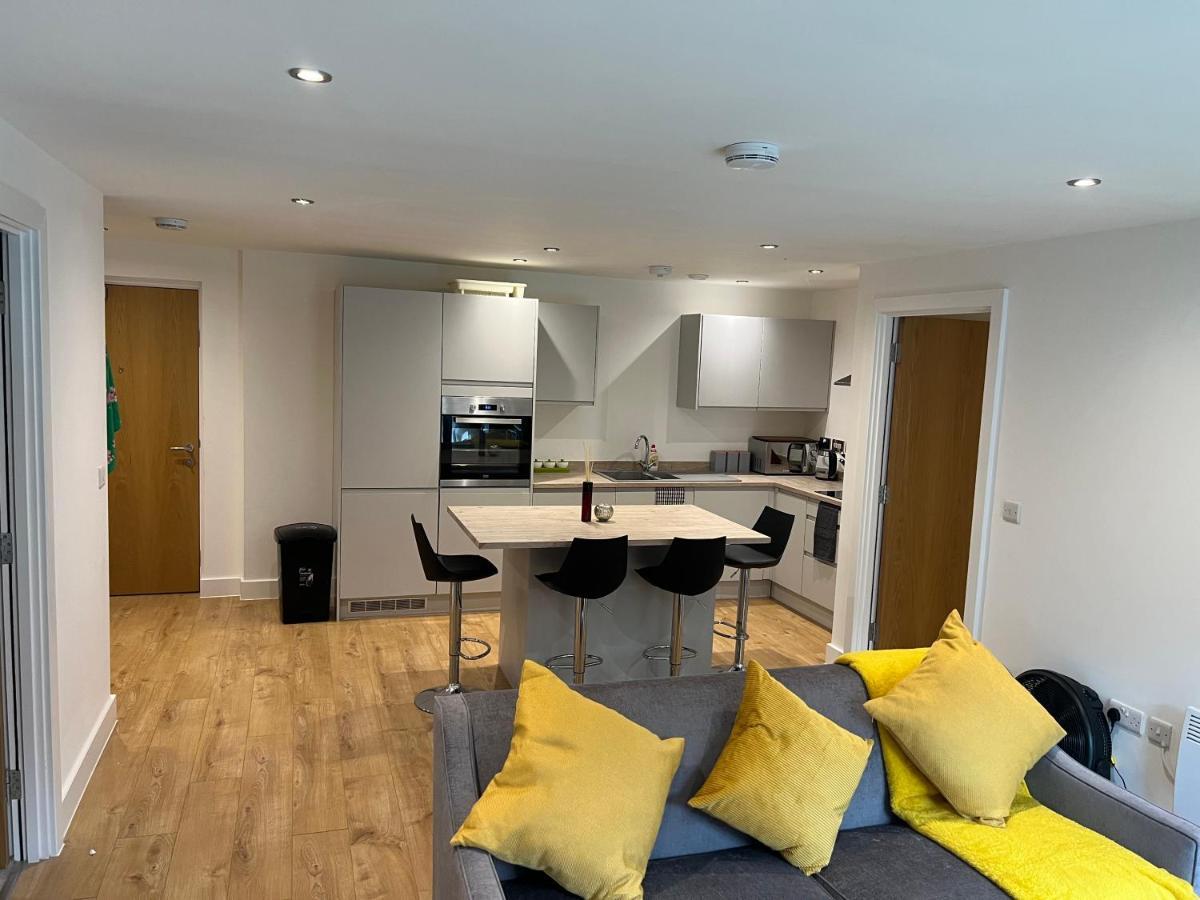 Lovely 2 Bed Apartment In Leeds Centre المظهر الخارجي الصورة
