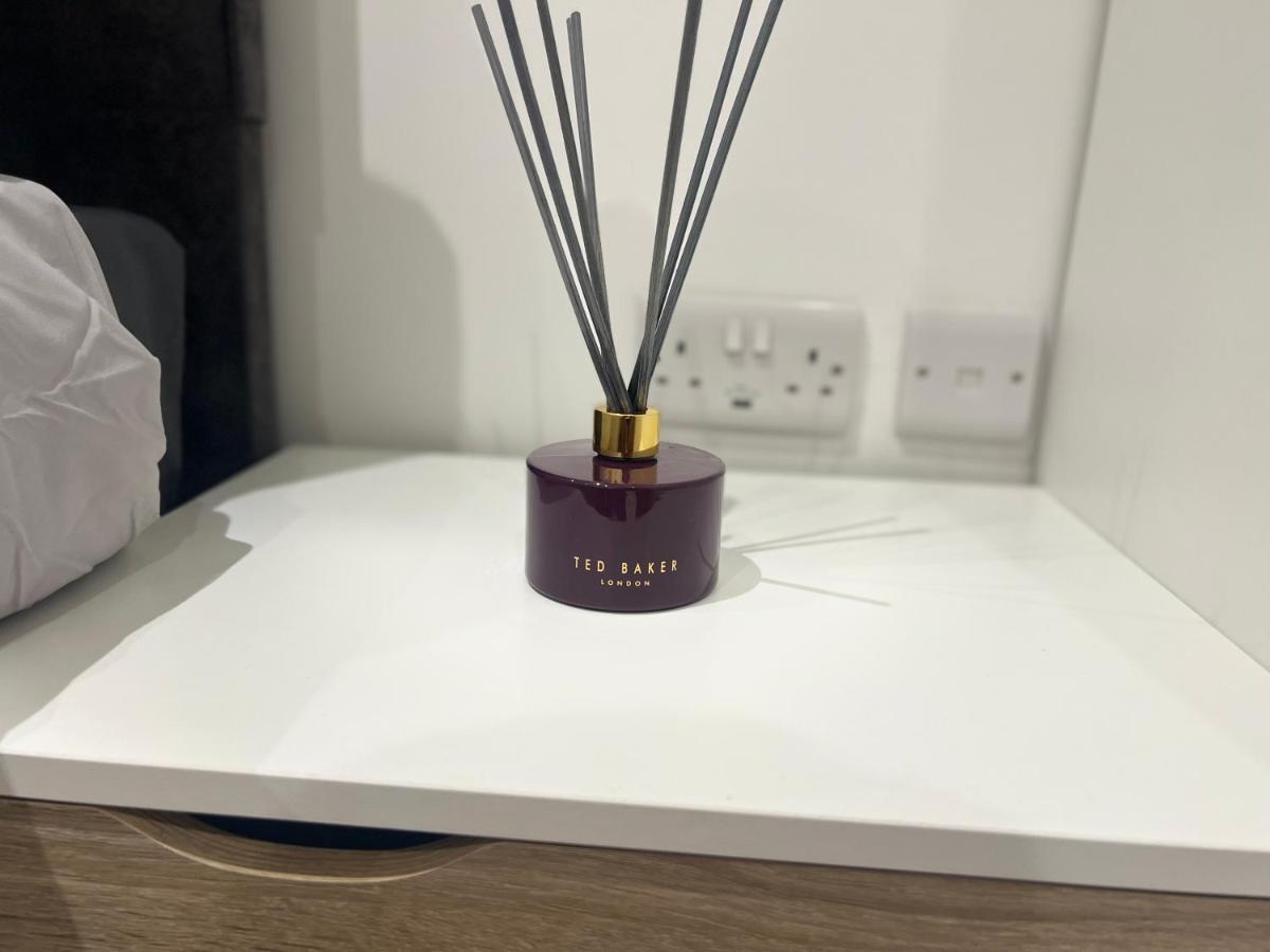 Lovely 2 Bed Apartment In Leeds Centre المظهر الخارجي الصورة